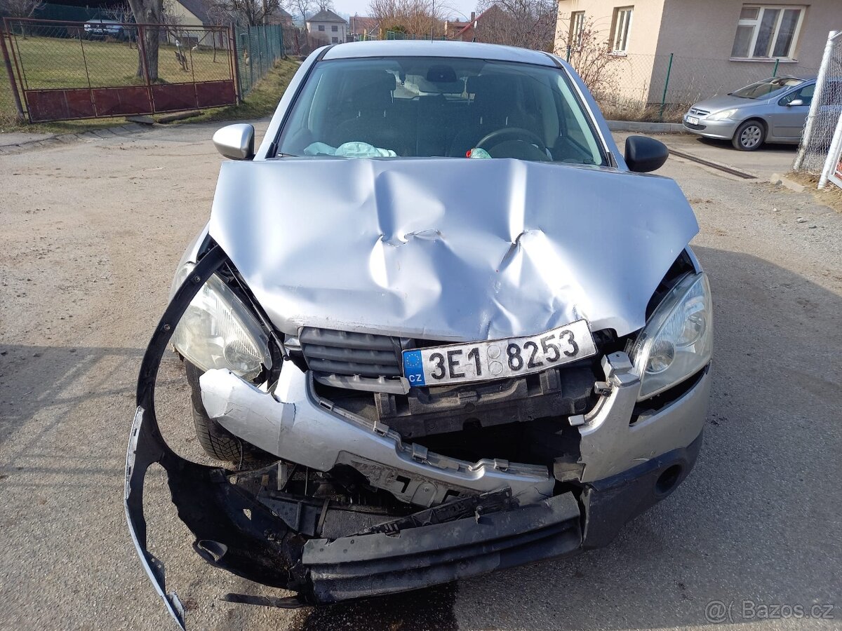 Nissan Qashqai 1,6 16V - 7