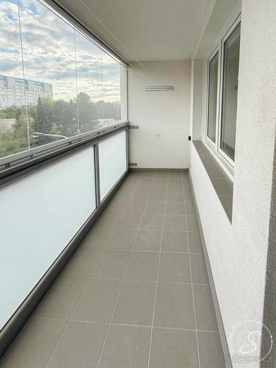 Pronájem bytu 4+1, 82 m2, Praha - 7