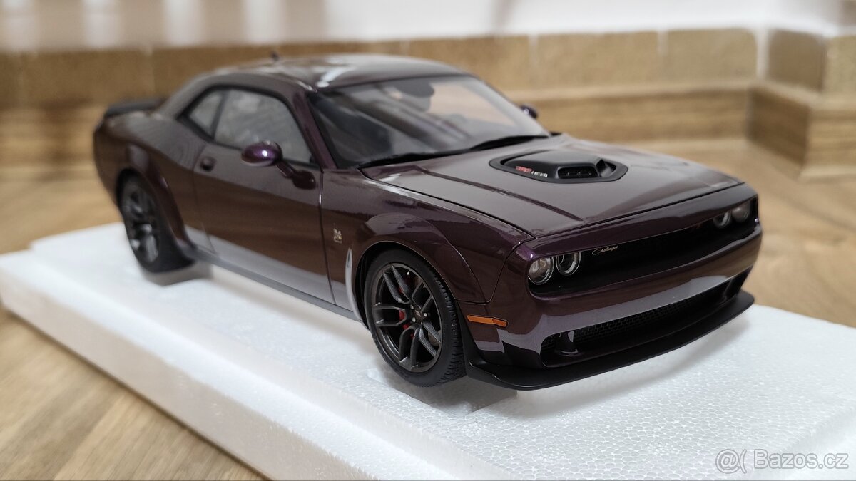 Dodge Challenger R/T Scat Pack Shaker Widebody 1:18 Autoart - 7