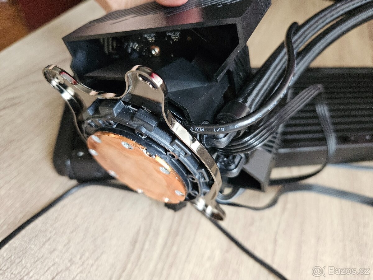 Vodní chladič k PC - bez větráků - 7