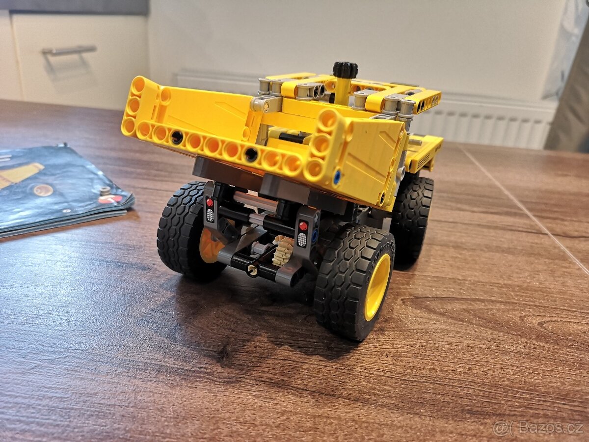 Lego Technic 42035 - Mining Truck - 7