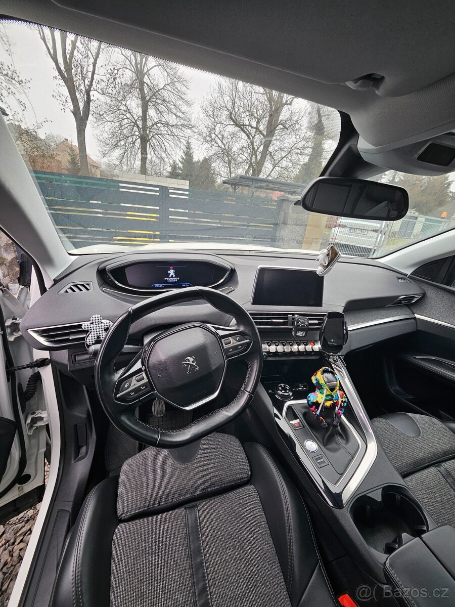 Na prodej Peugeot 3008 - 7