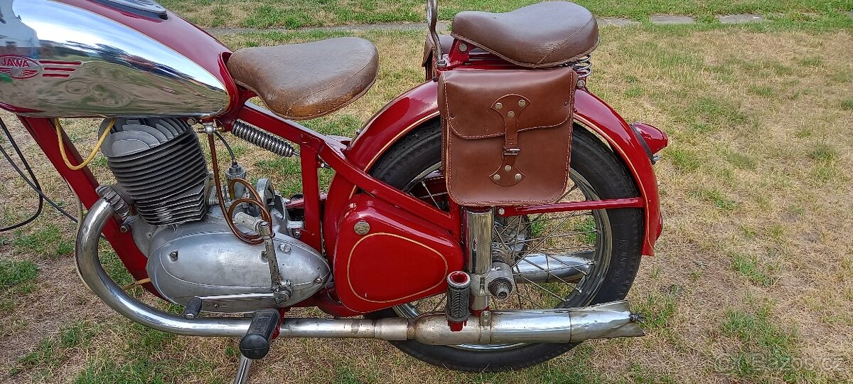 Jawa 250 pérák - 7