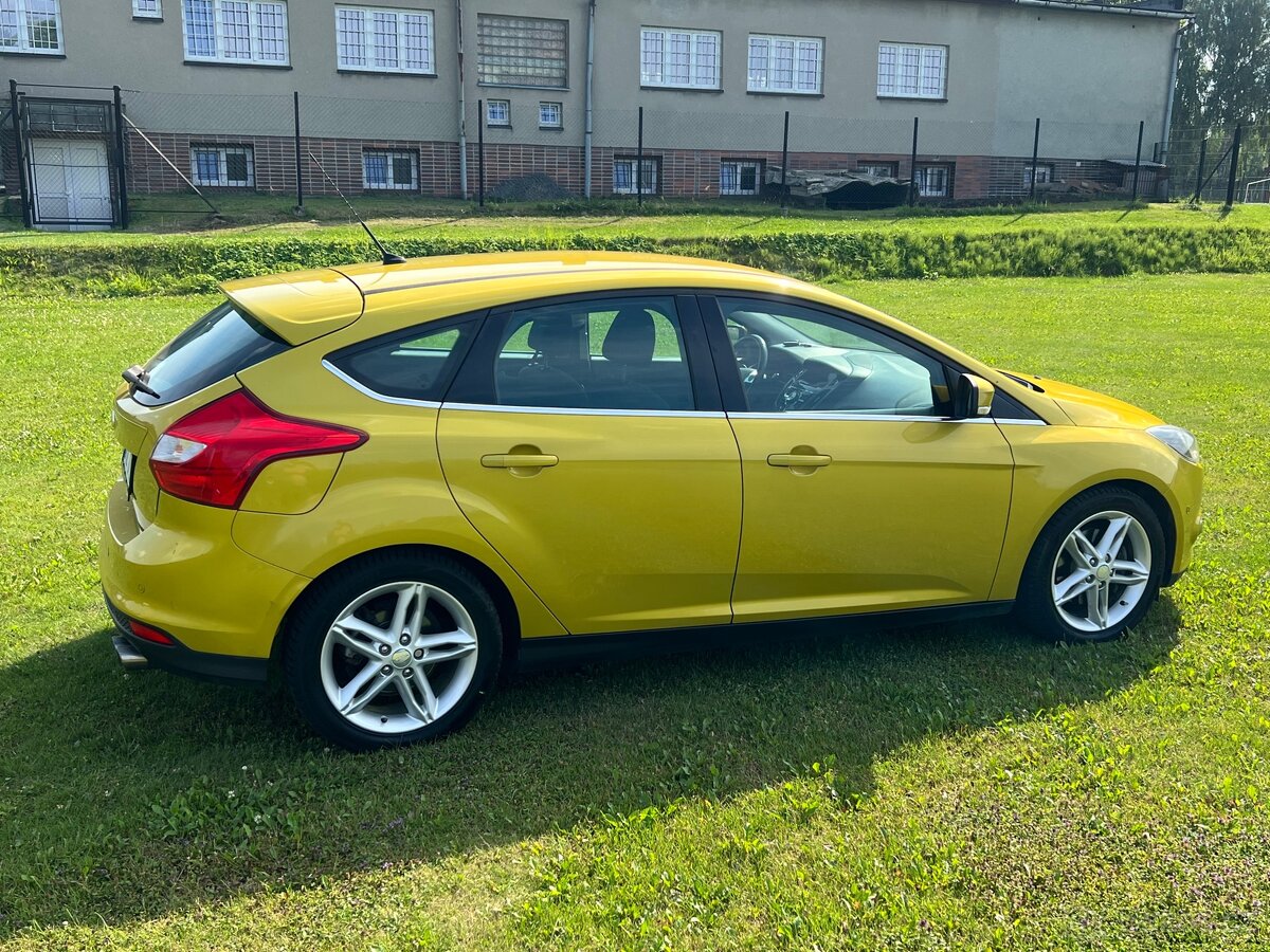 FORD FOCUS 2011,benzin 110kw - 7