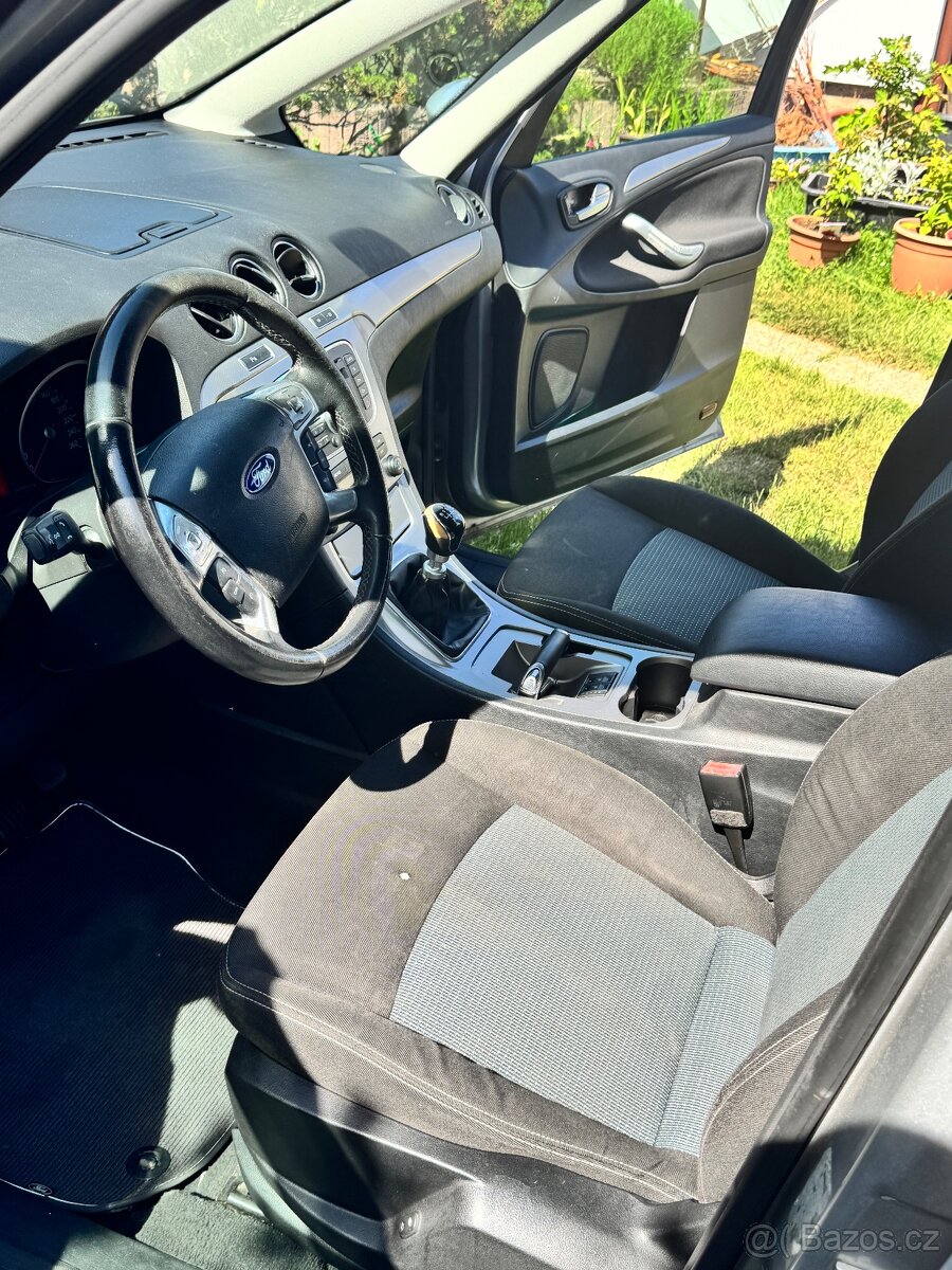 Ford galaxy 2011 - 7