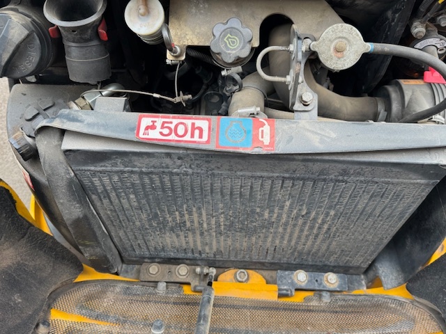 Pásový bagr JCB 8018 - 7