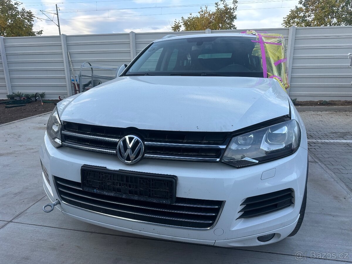 VW Touareg 2015 havarovane - 7