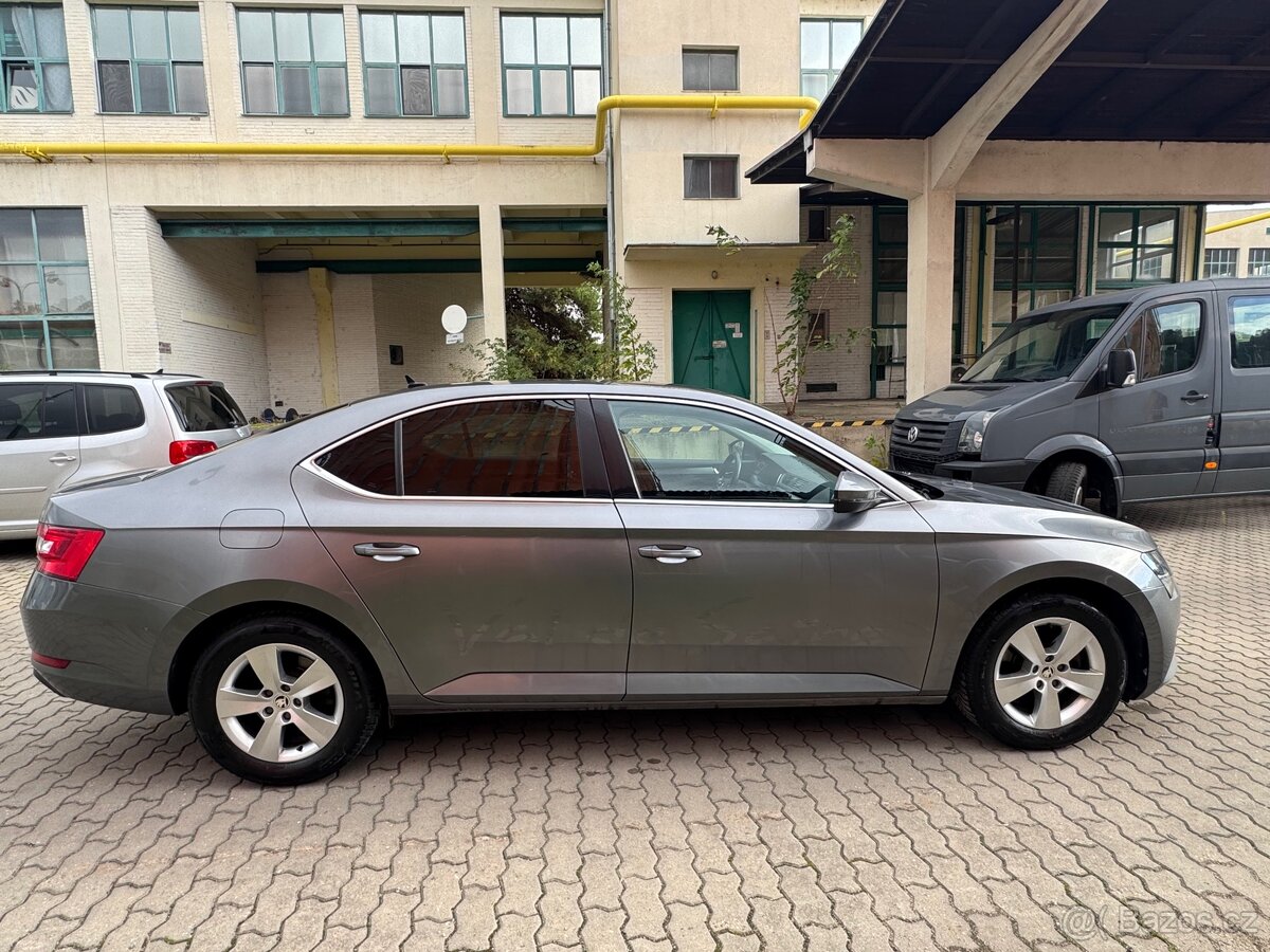 Prodám Škoda Superb, 2022 rok, 2l diesel, automat - 7
