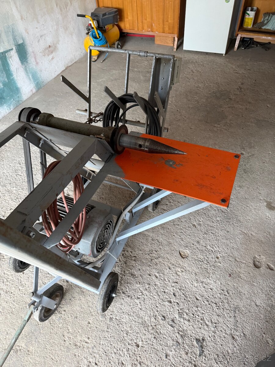 Cirkulárka a štípačka 2v1 - 7