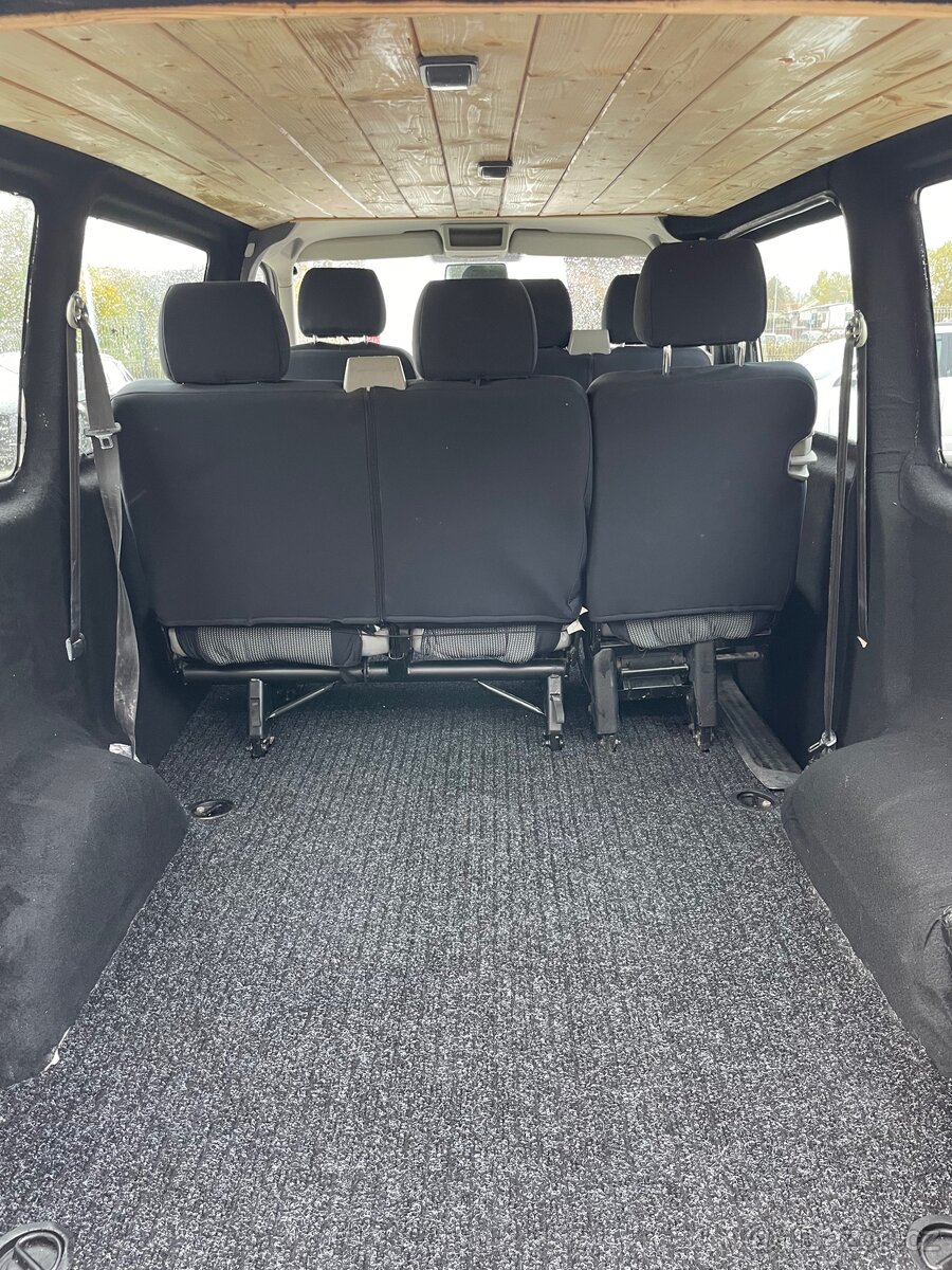 VW Transporter /2,0Tdi/ 2011/75kw/ 1majitel/ CZ/ 6MÍST - 7