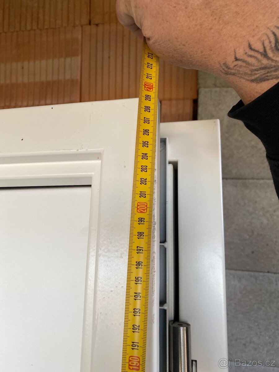 Masivní dveře + ocelová zárubeň - 7