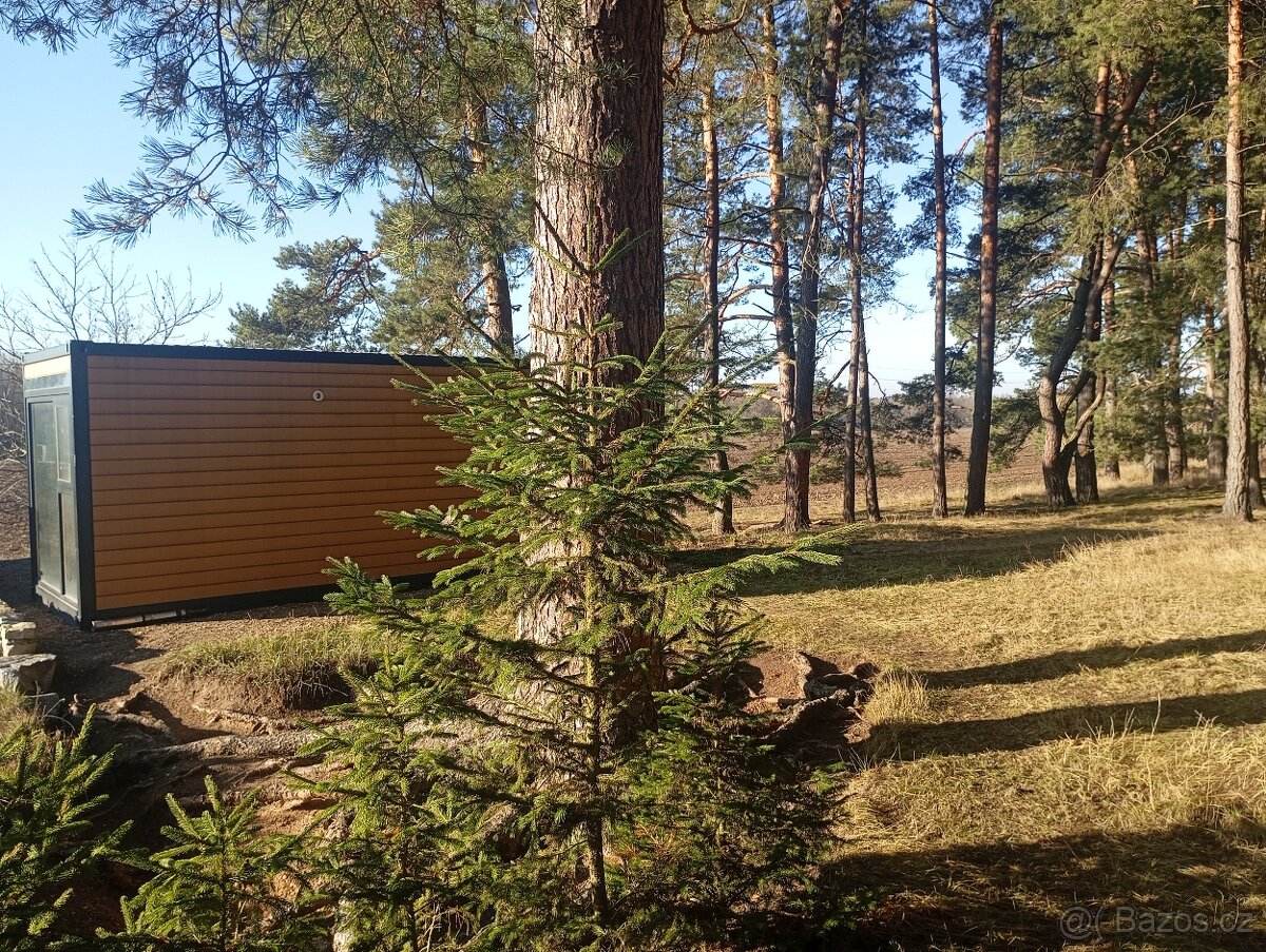 Stavební pozemek 735m2 + obytný kontejner - 7