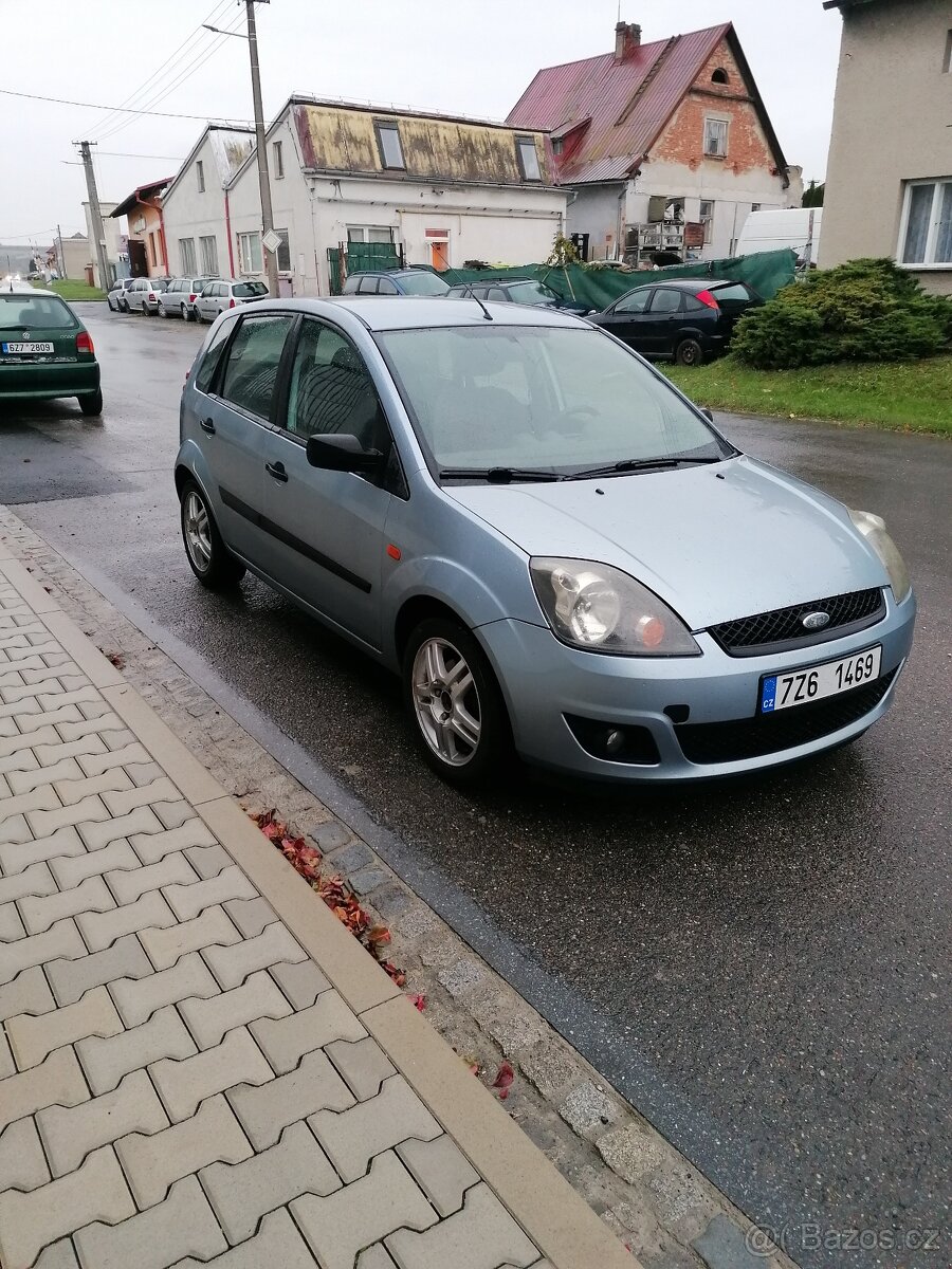 Ford Fiesta 1.3 51 kw 2007 - 7