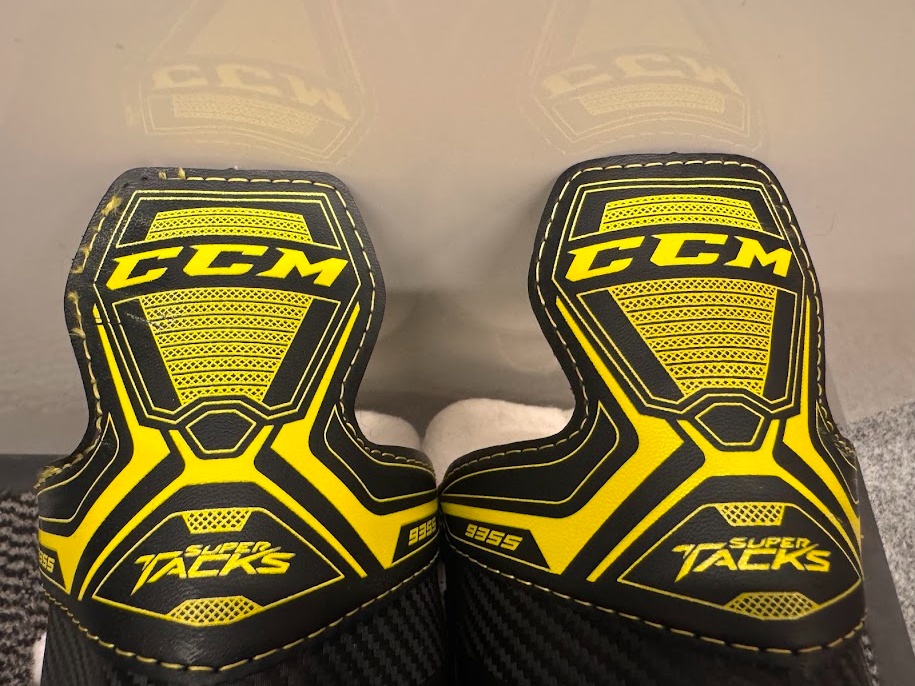 BRUSLE CCM TACKS 9355, vel. 42/7 D - 7