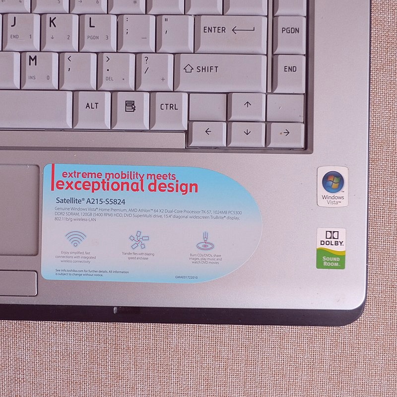 Toshiba LopTop "Satellite"A215-S5824 - 7