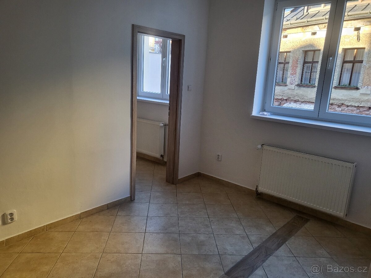 Pronájem 2+kk - 7