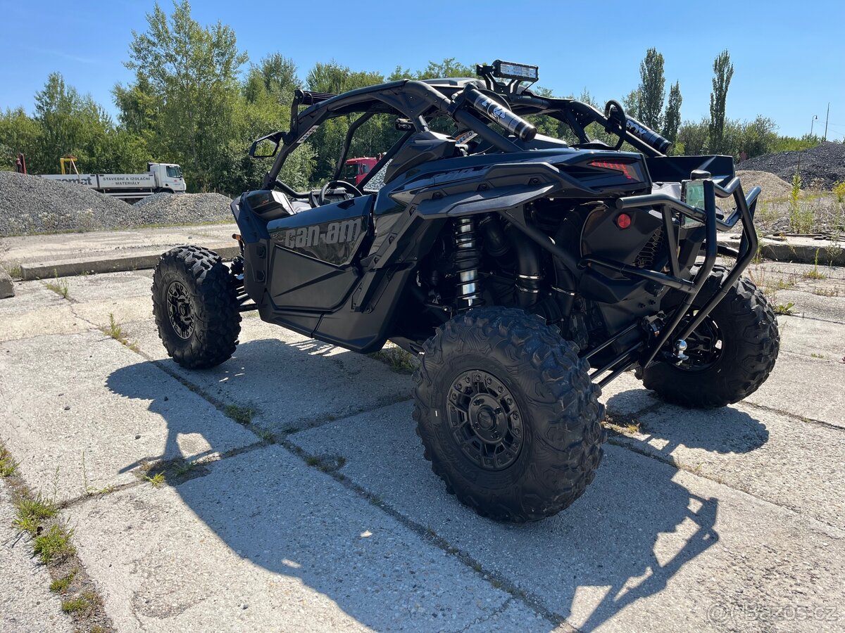 CAN-AM MAVERICK X3 Turbo RS - 7