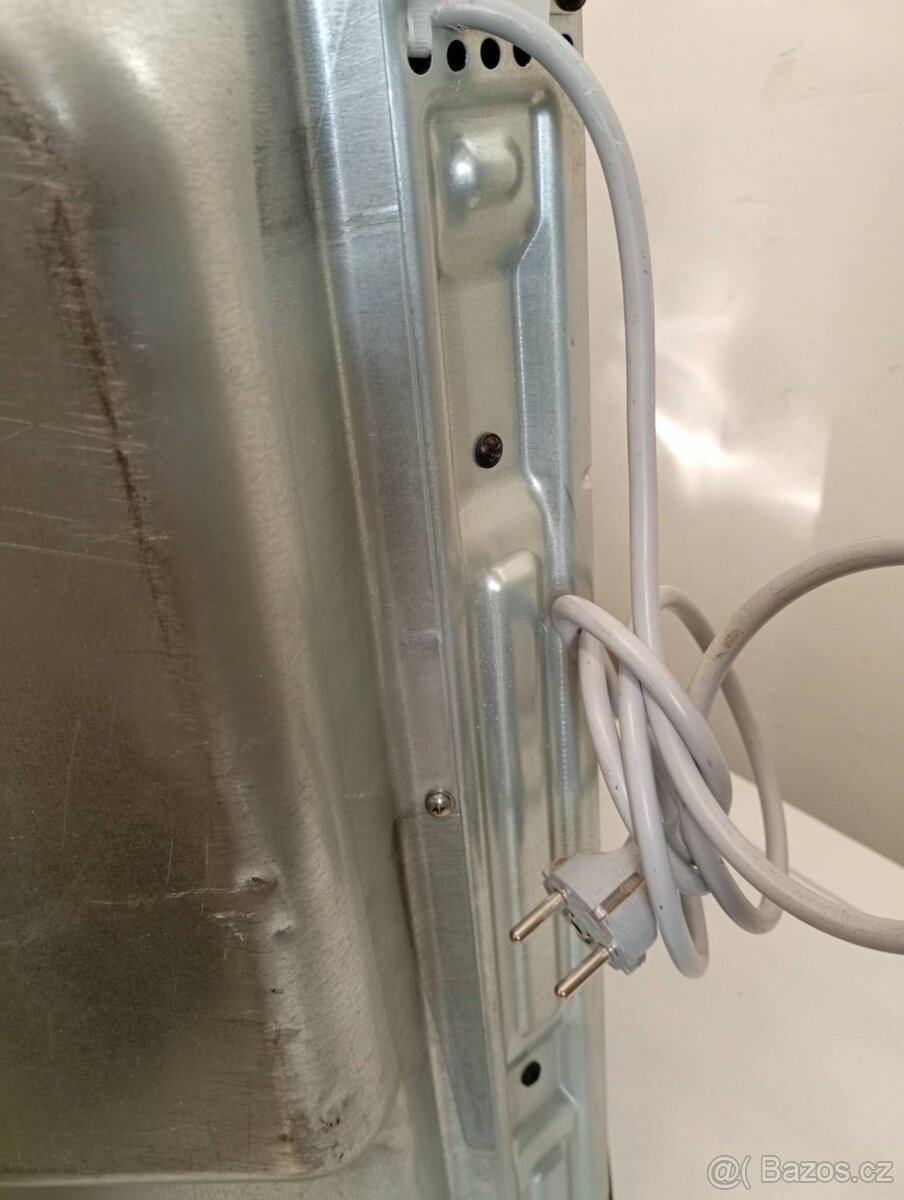 Vestavná trouba IKEA - 7