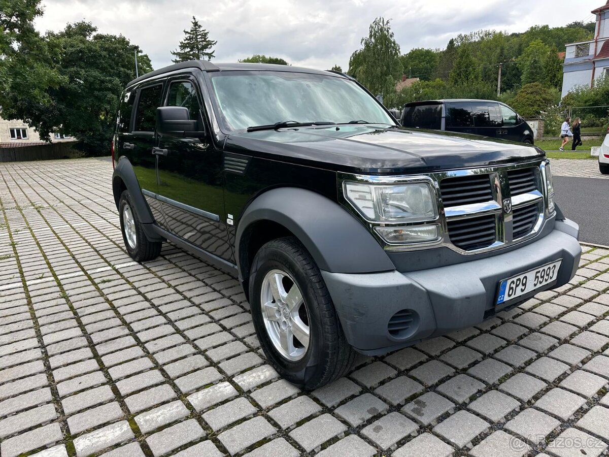 Dodge Nitro 2,8 CRDi 130 kW 4x4 - 7
