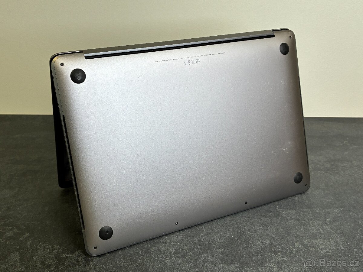 MacBook Pro 13'' 2020 / i5 / 16GB / 512GB SSD - DPH - 7