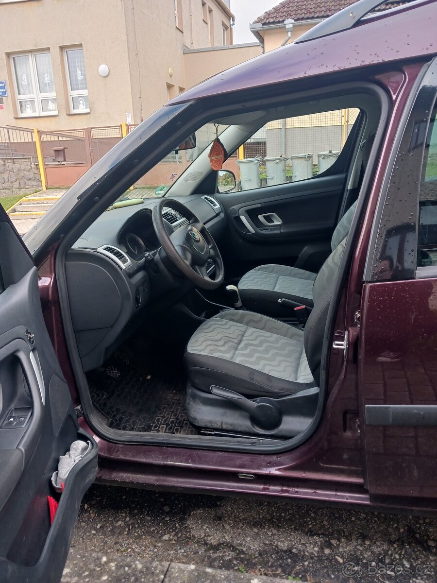 Škoda Roomster 2010 1.9 tdi 77kW - 7