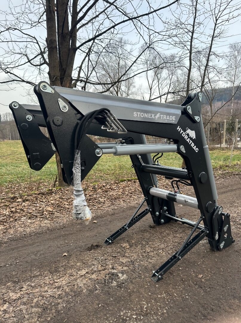 Čelní nakladač na traktor HYDRATRAC 1600 - 7