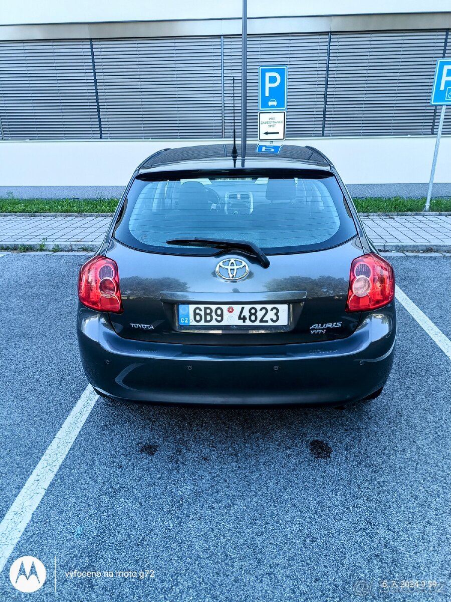 Toyota Auris 1.6 16V - 7