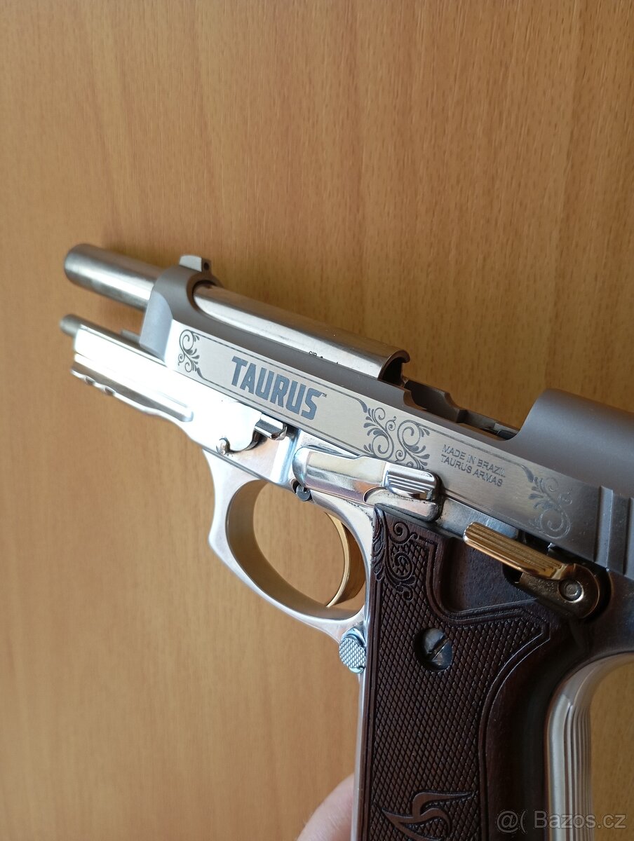 Pistole Taurus Pt 99 limited edition - 7