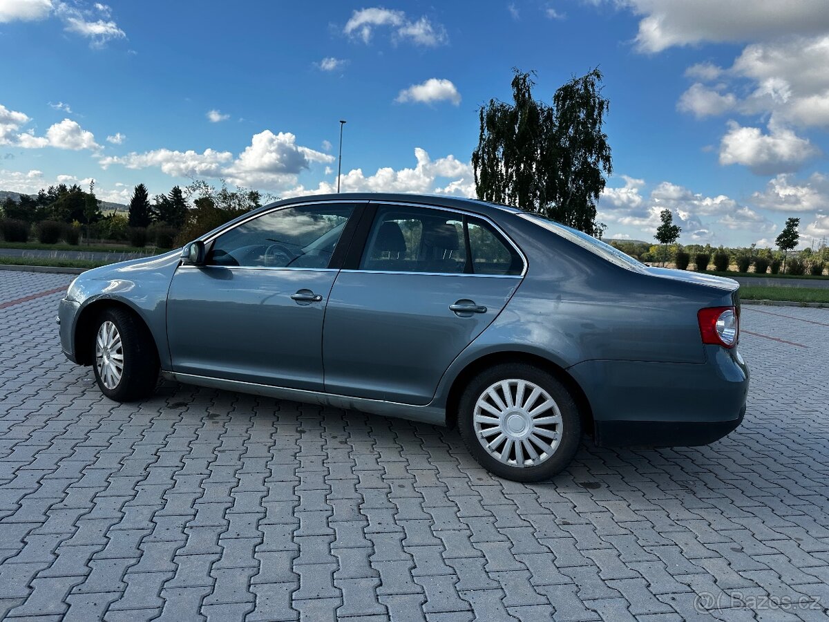 Volkswagen Jetta 1.4Tsi 103Kw / 2008 - 7