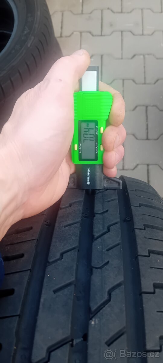 Point S 175/70 R14 - 7