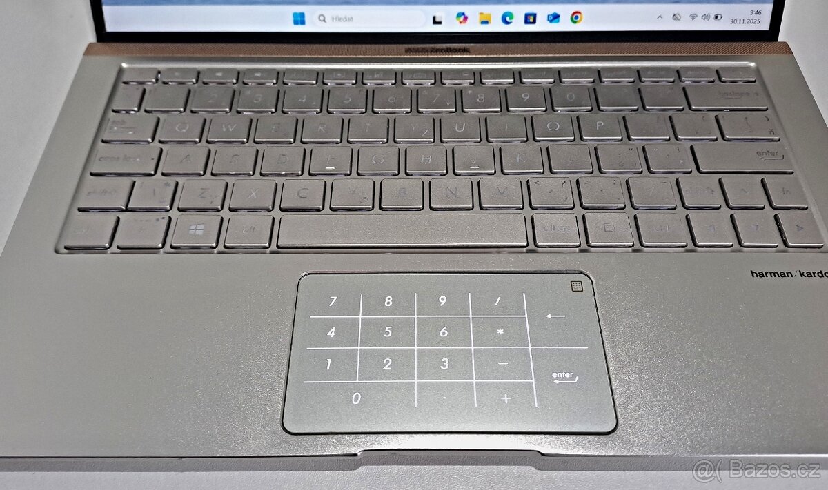 Pěkný Asus ZenBook UX333F i5-8265U 13,3FHD IPS 8gbRAM W11 - 7