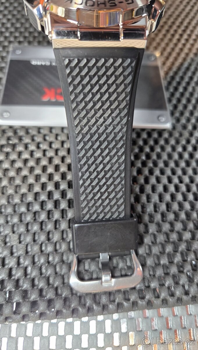 Casio G-Shock GM-110-1AER - 7