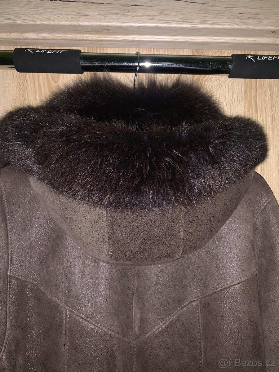 Prodam dámský kabát semiš+liška limec - 7