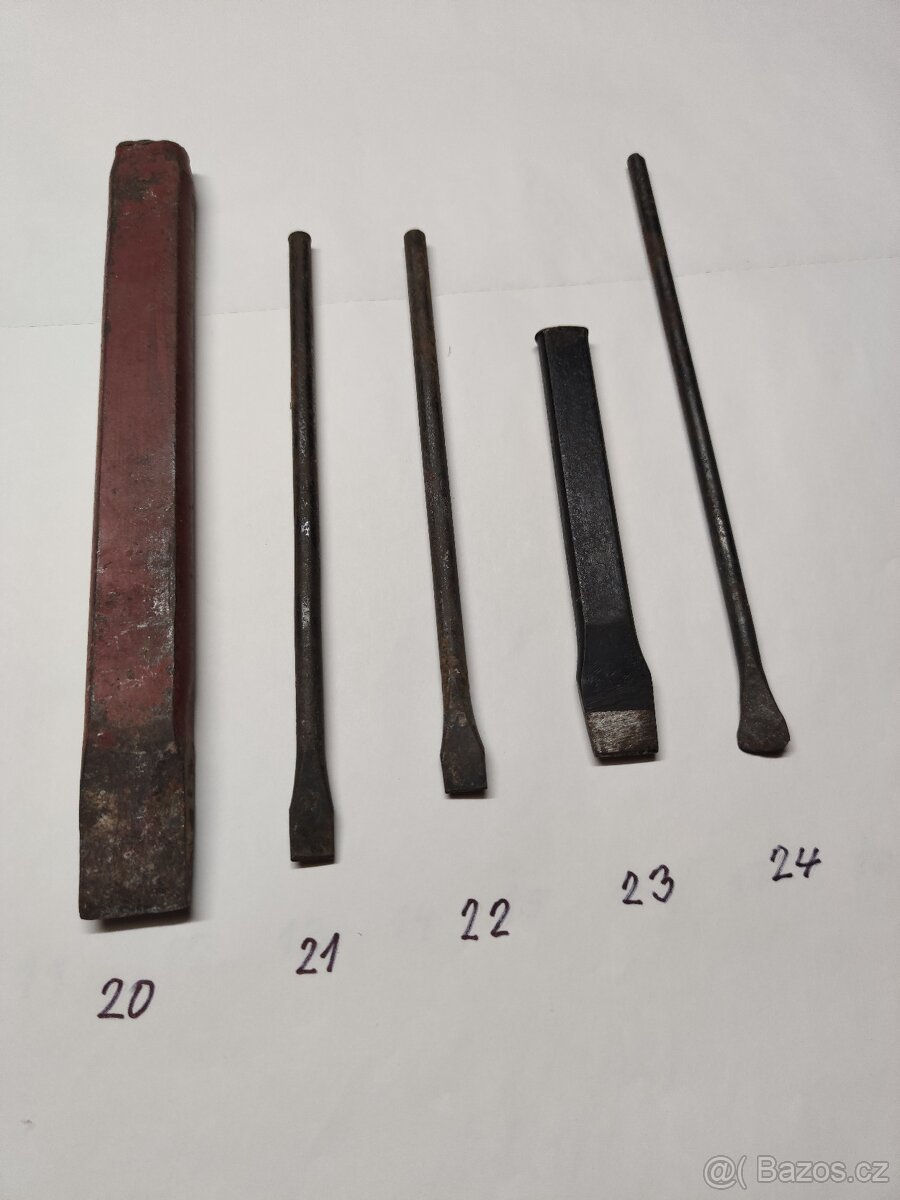 Soustružnické nože, sekáče, výstružníky, atd. - 7