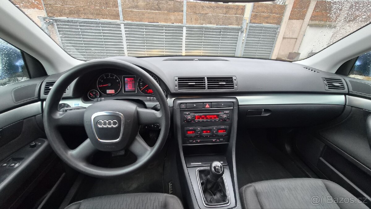 Audi A4, 2.0i - 7
