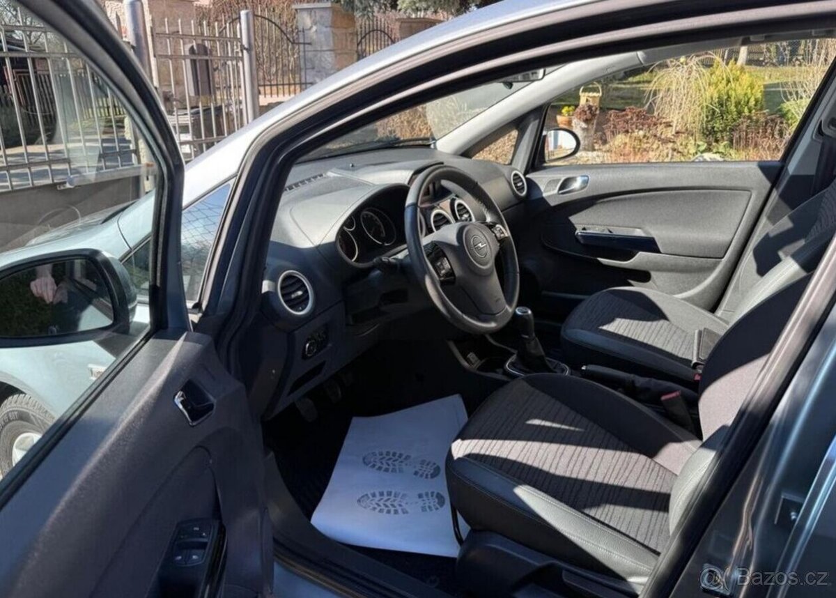Opel Corsa 1,4i /64kw klima serviska benzín - 7