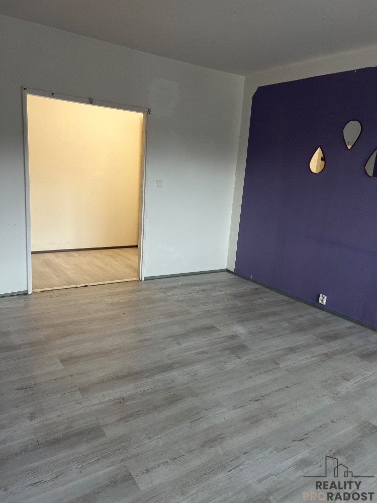 Nabízím k prodeji byt 3+1/L , byt 3+1 sídliště Mojžíř - 7