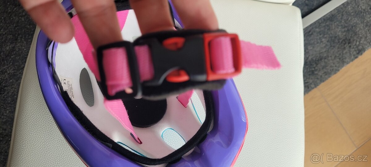 Dětská přilba/helma Frozen Elza a Anna vel. M 52-56cm - 7