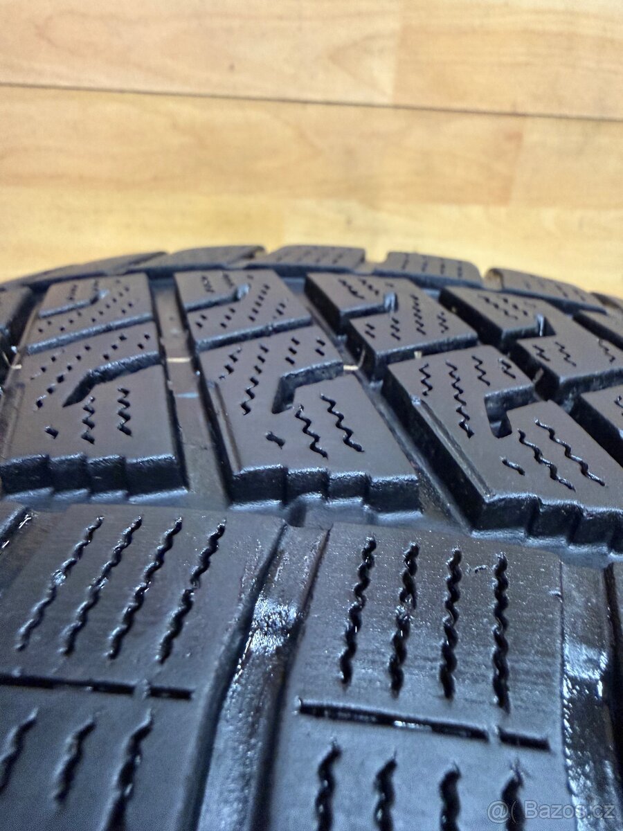 Zimní pneu 205/65/16C - 7