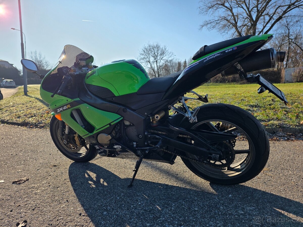 Kawasaki ZX6R Ninja - 7