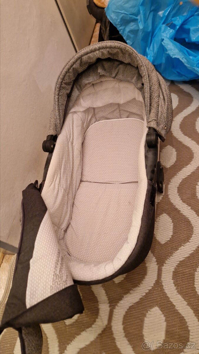 Kočárek Cayman - 7