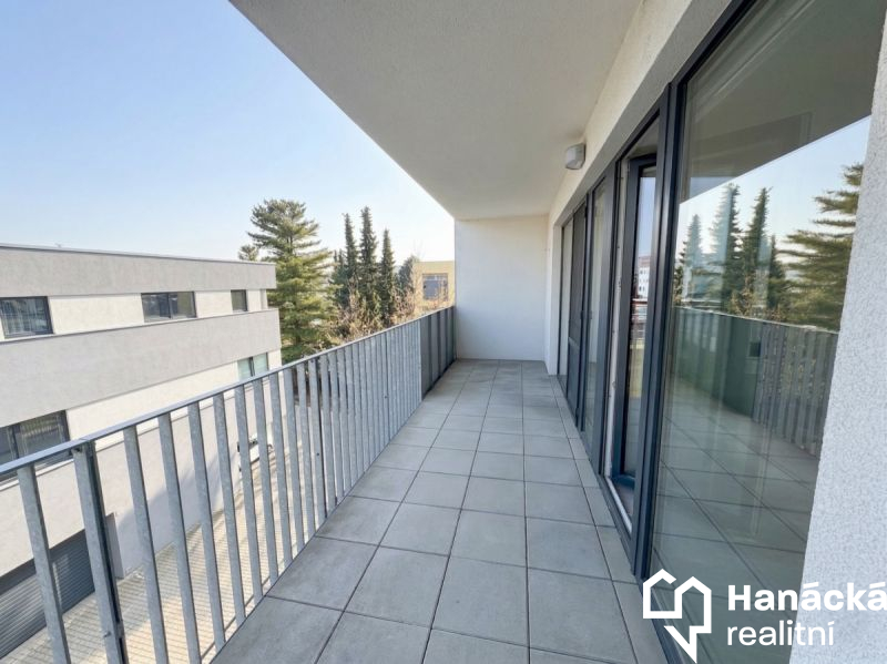 Pronájem 2+kk s balkonem a parkováním, ul.... - 7
