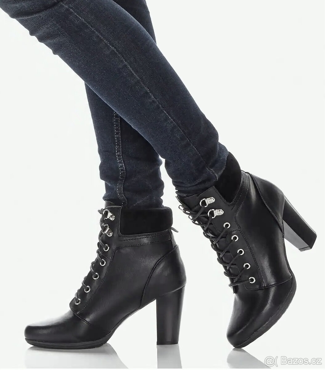 Šněrovací kotníková obuv Body Flirt s vysokým podpatkem - 7