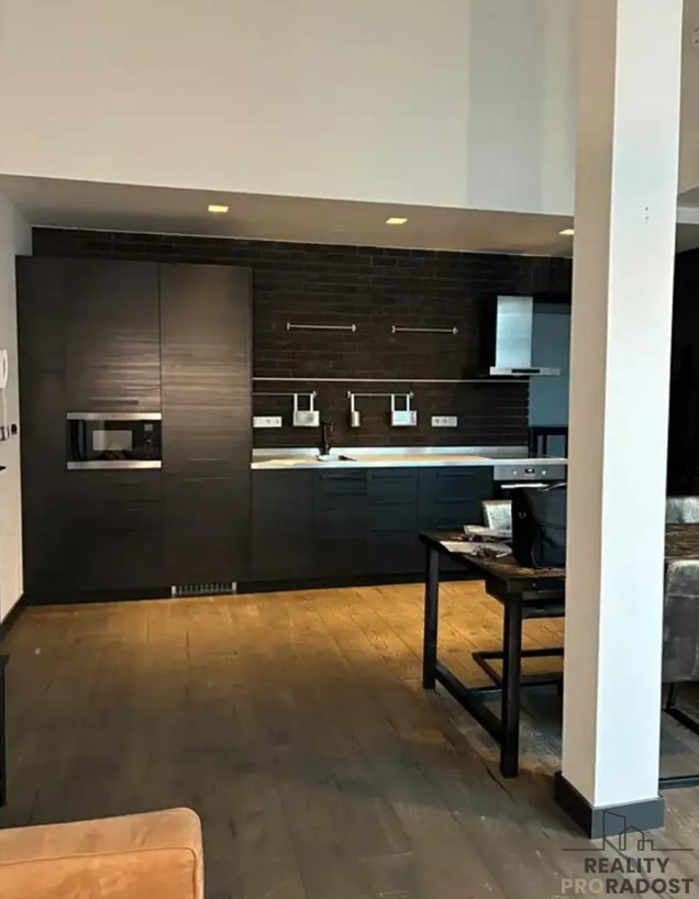 Pronájem bytu 3+kk 115 m² Revoluční, Praha - 7