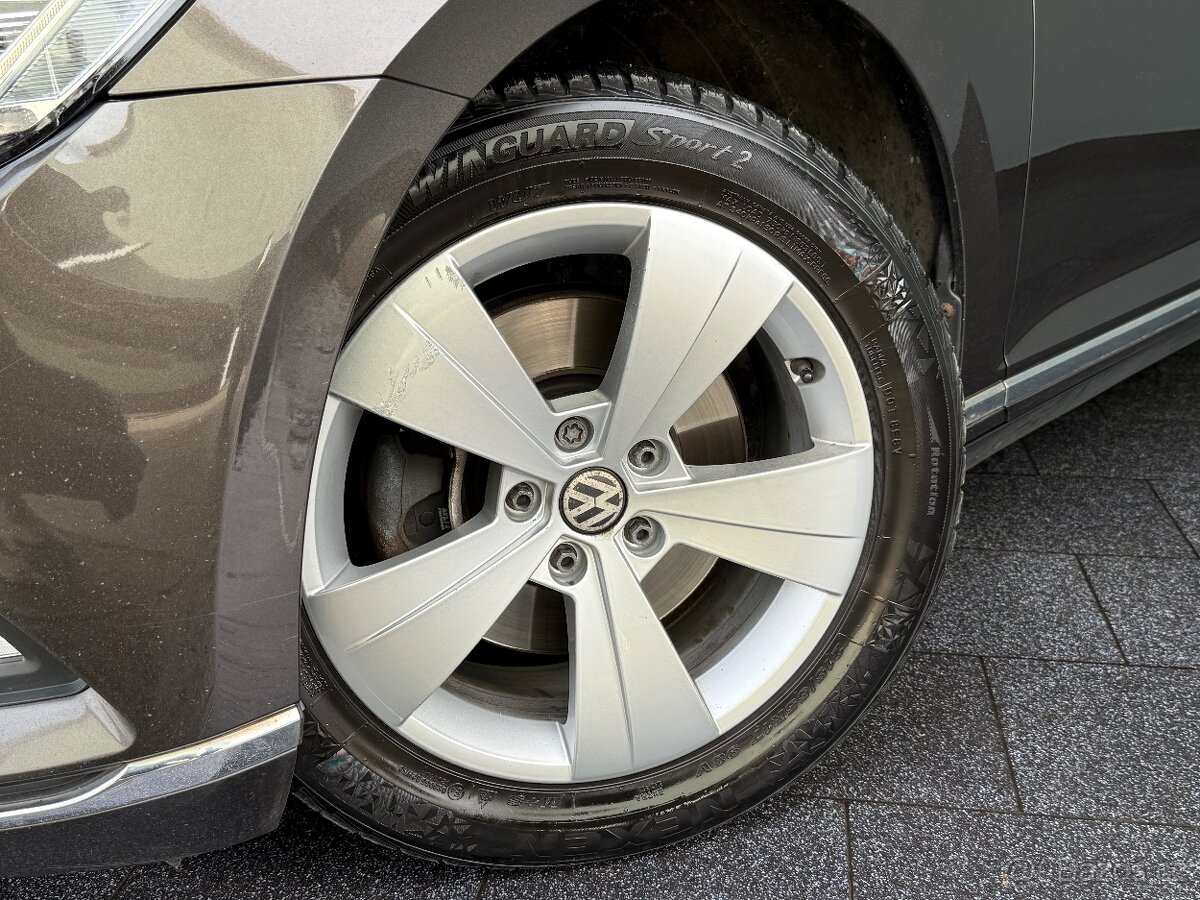 VOLKSWAGEN Passat Variant-2.0TDi-BMT-140kW-DSG-Highline-R17 - 7