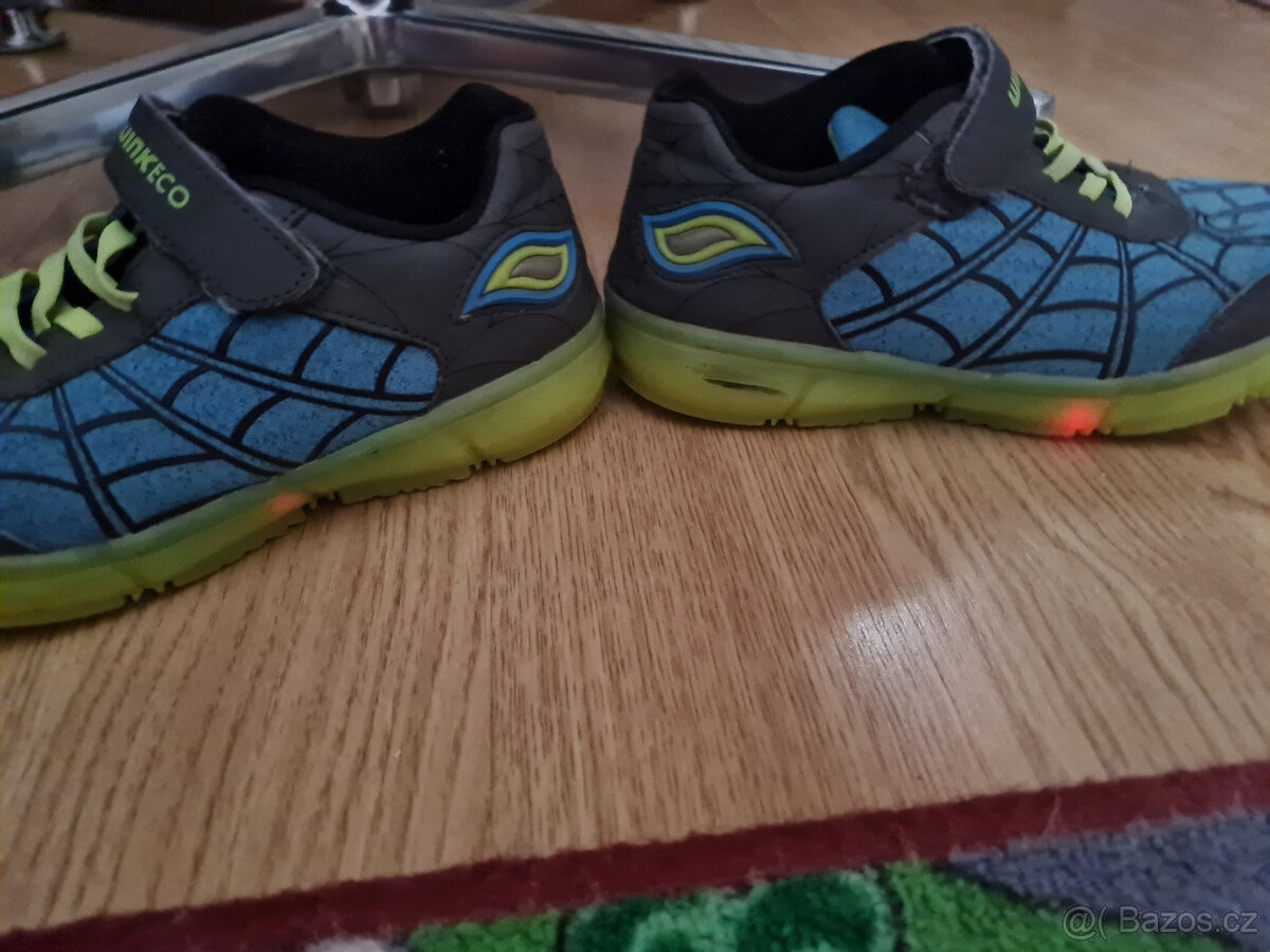 botasky Winkeco, velikost 34, svítící - 7