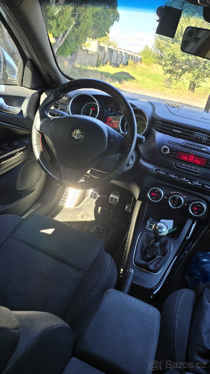 Alfa Romeo Giulietta 2.0 jtd - 7