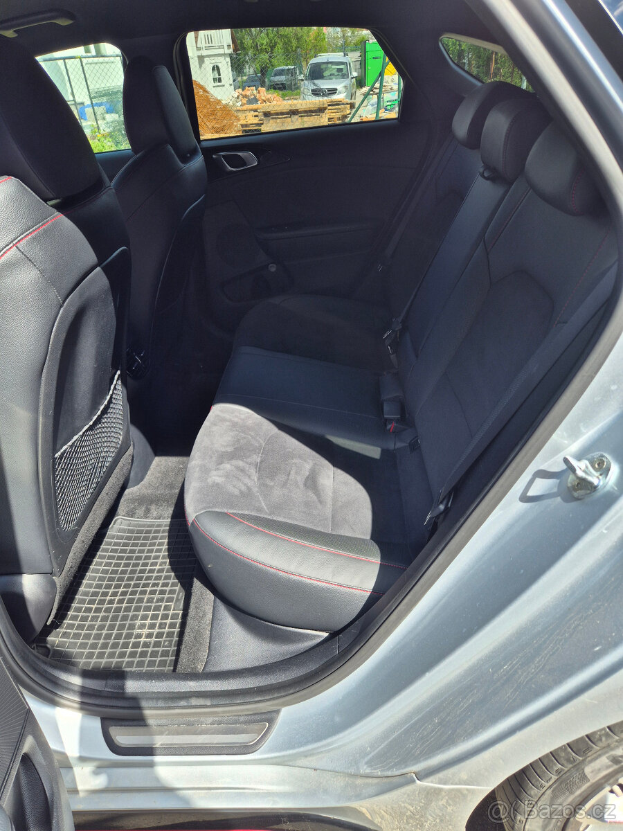 KIA Pro Ceed - 7