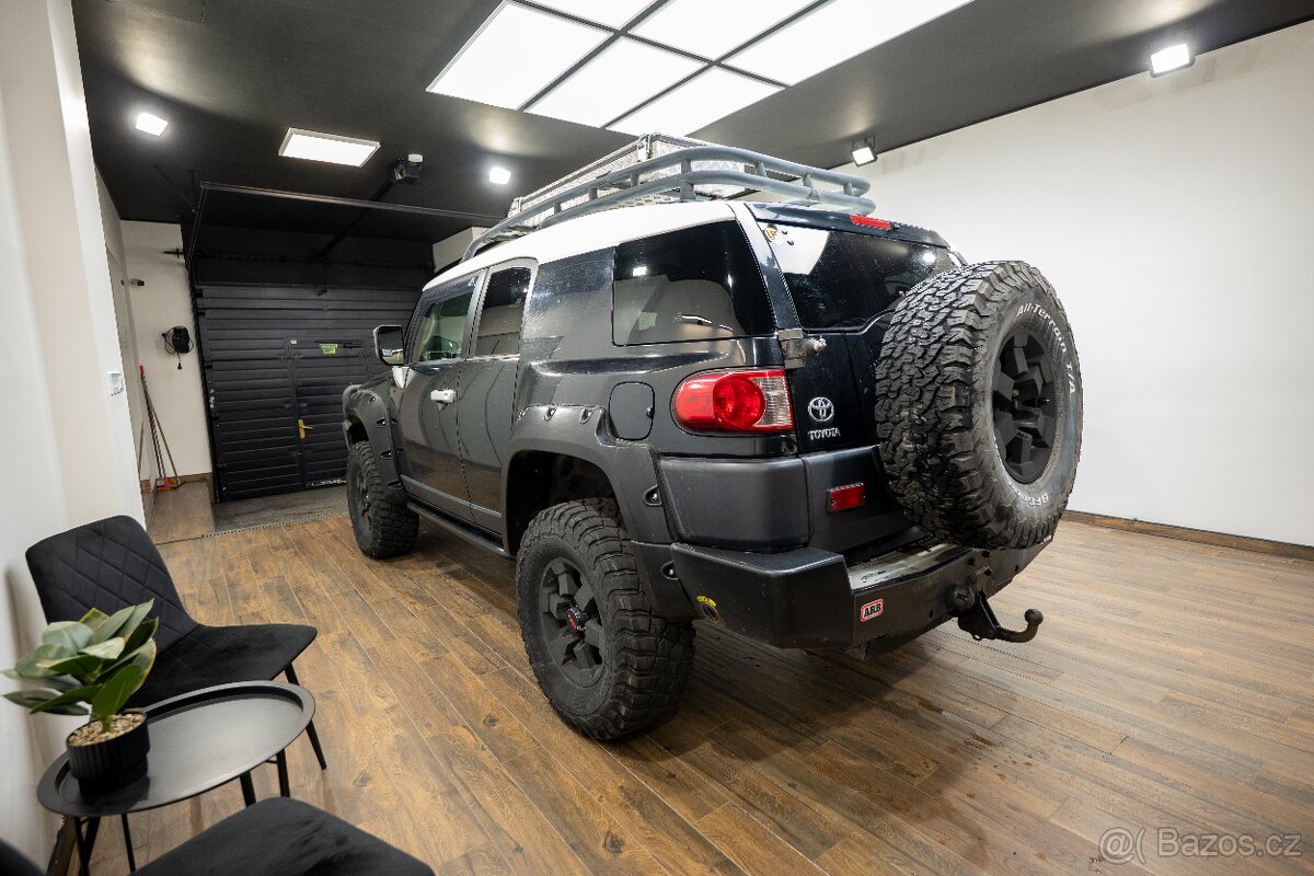 Toyota FJ Cruiser / Off-road - 7