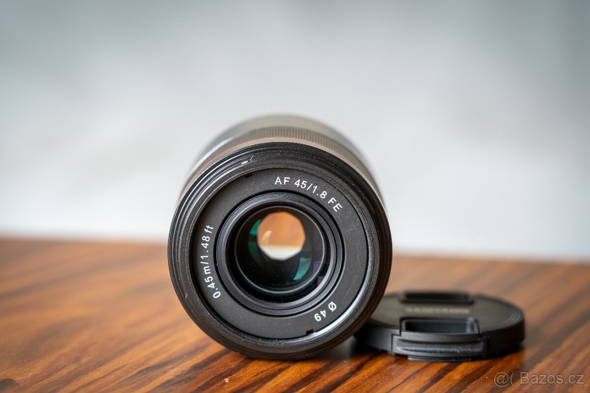 SAMYANG AF 45mm f/1,8 pro Sony E - 7